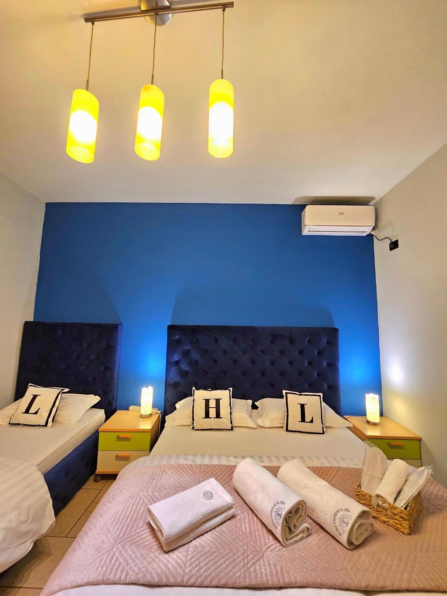 Center Apartment Easy_Luxury Tirana Buitenkant foto