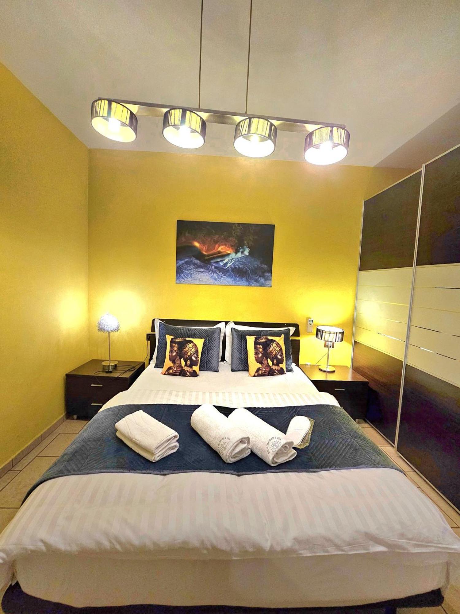 Center Apartment Easy_Luxury Tirana Buitenkant foto