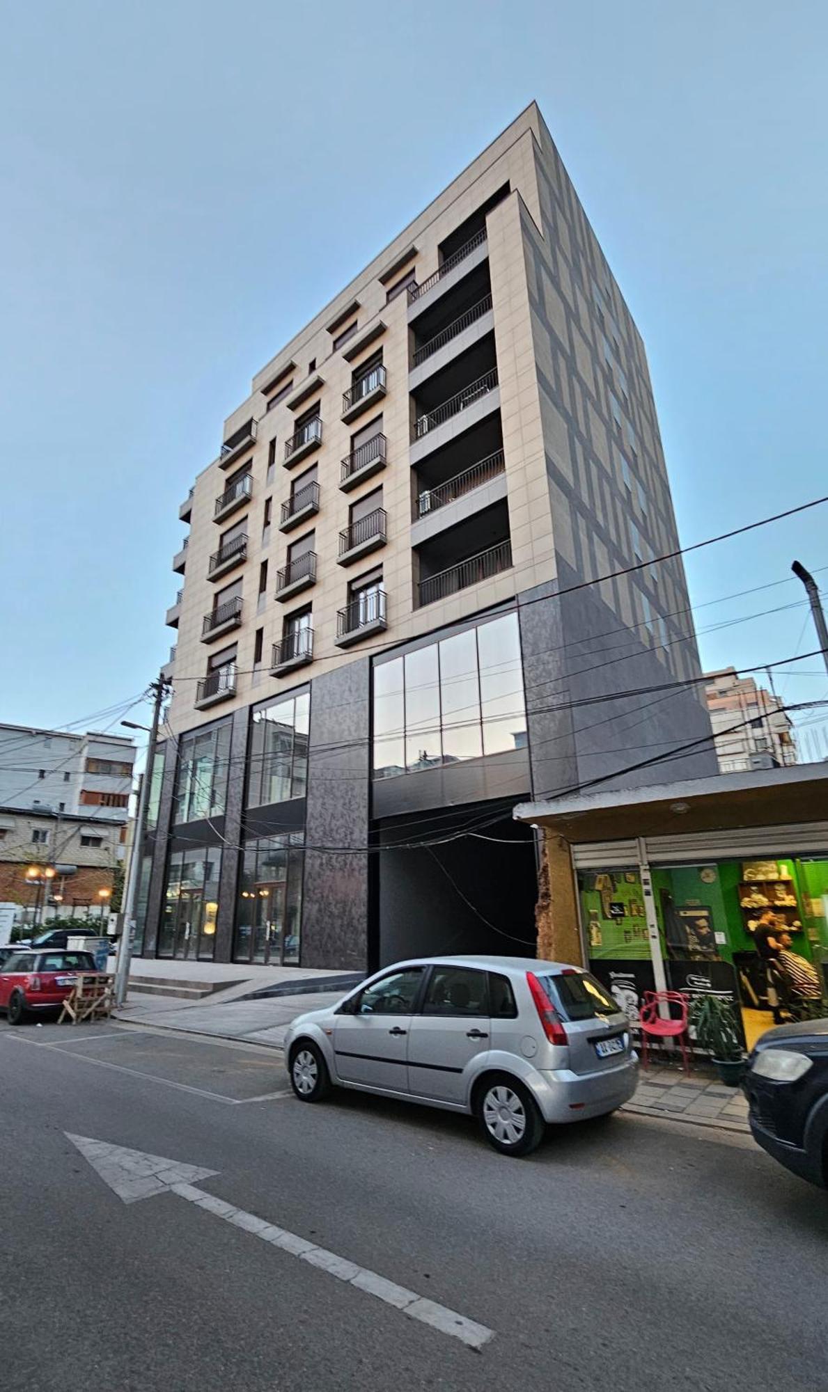 Center Apartment Easy_Luxury Tirana Buitenkant foto